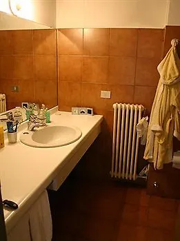 Pila Aparthotel Como