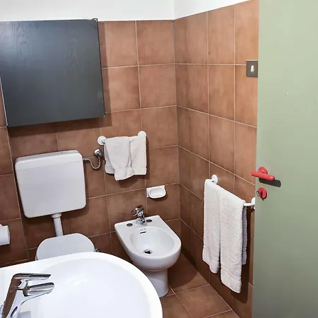 Aparthotel Pila Como